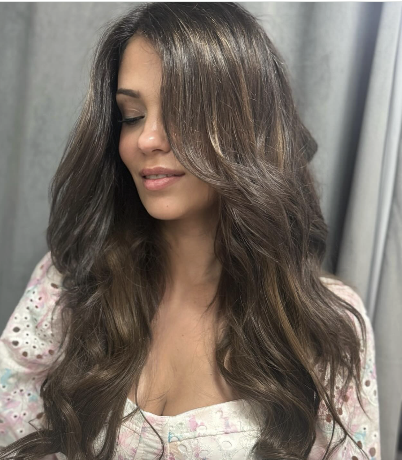 Visit our Sponsor Gloss & Mane, Liz has donated a full set of 20 inch hair extensions to our silent auction! 